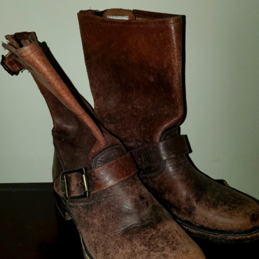 Frye Veronica short boots
